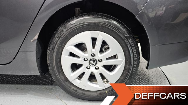 Toyota PRIUS 1.8 E купить на сайте DeffCars