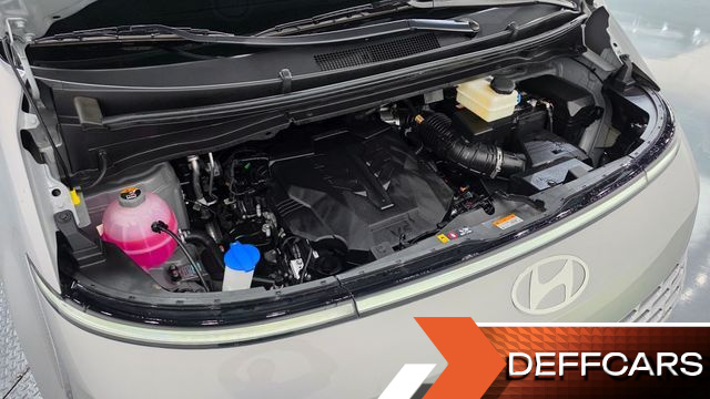 Hyundai STARIA L3.5 Cargo 5-Seater Modern купить на сайте DeffCars