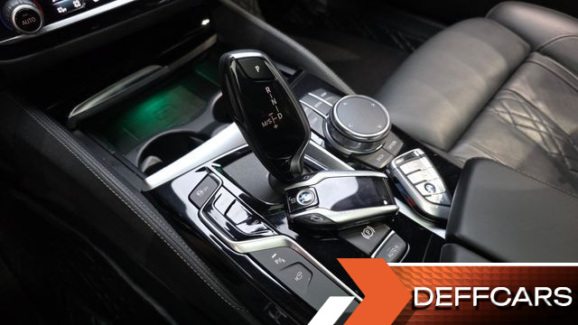 BMW 5-SERIES 530i xDrive M Sport Package Plus купить на сайте DeffCars
