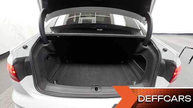 Audi A4 40 TFSI Premium купить на сайте DeffCars