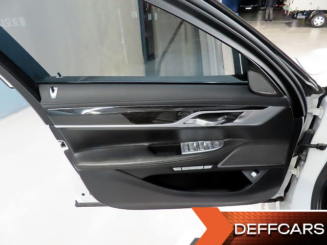 BMW 7-SERIES 730Ld xDrive M Sport купить на сайте DeffCars