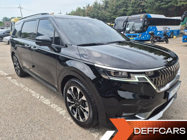 Kia CARNIVAL Gasoline 9-Seater Signature купить на сайте DeffCars