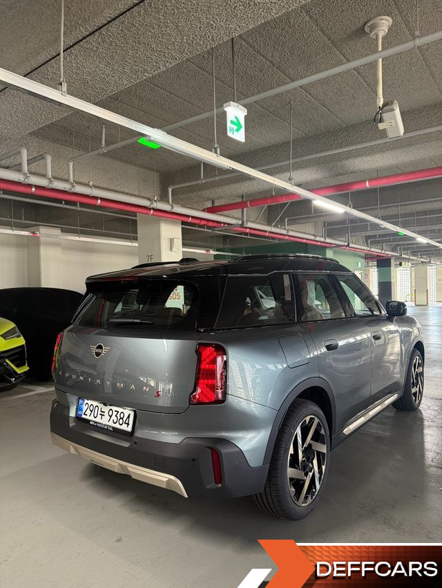 Mini COUNTRYMAN ALL4 Favoured купить на сайте DeffCars
