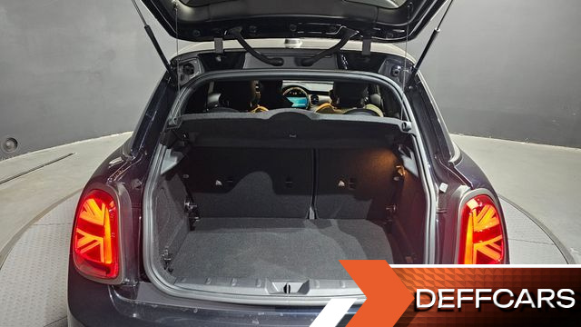 Mini COOPER 5Door Resolute Edition 3rd Gen купить на сайте DeffCars