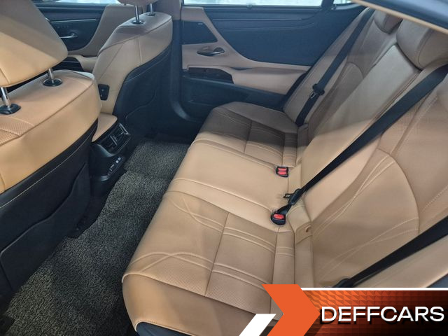 Lexus ES Executive купить на сайте DeffCars