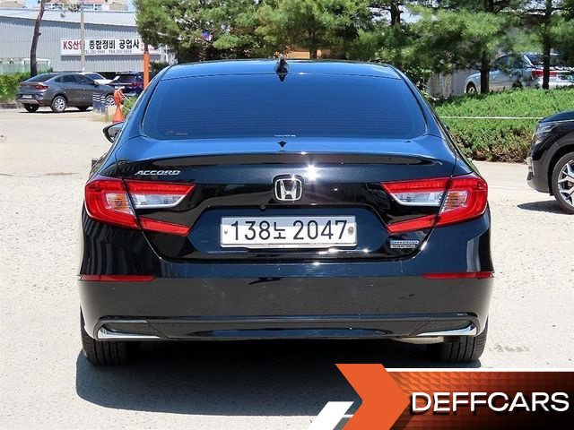 Honda ACCORD 2.0 Hybrid EX-L купить на сайте DeffCars
