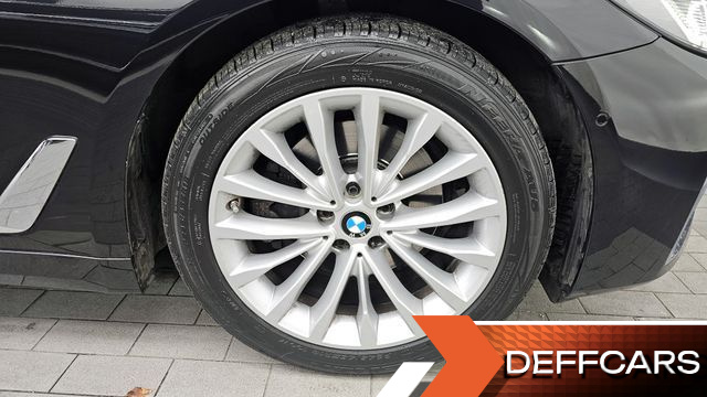 BMW 5-SERIES 520i Luxury купить на сайте DeffCars