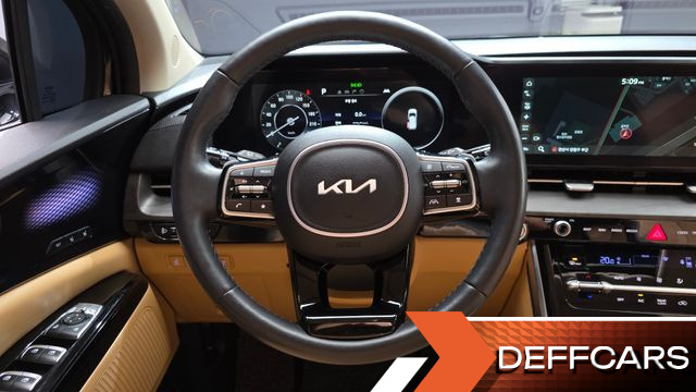 Kia CARNIVAL Gasoline 9-Seater Signature купить на сайте DeffCars