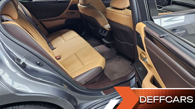 Lexus ES Executive купить на сайте DeffCars