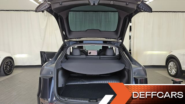 Tesla MODEL Y Long Range AWD купить на сайте DeffCars
