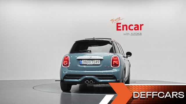 Mini COOPER 5Door Multitione Edition 3rd купить на сайте DeffCars