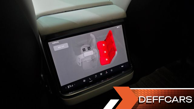 Tesla MODEL X AWD купить на сайте DeffCars