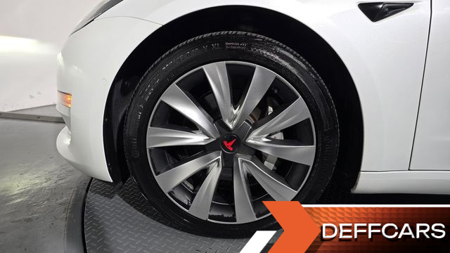Tesla MODEL 3 Long Range AWD купить на сайте DeffCars