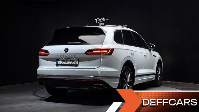 Volkswagen TOUAREG 3.0 TDI Prestige купить на сайте DeffCars