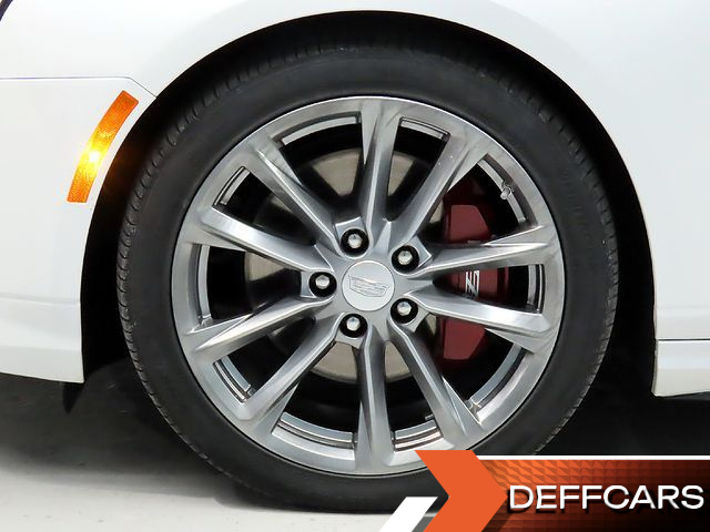 Cadillac CT4 2.0 Sport купить на сайте DeffCars