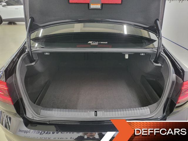 Volkswagen PASSAT 2.0 TDI Prestige купить на сайте DeffCars