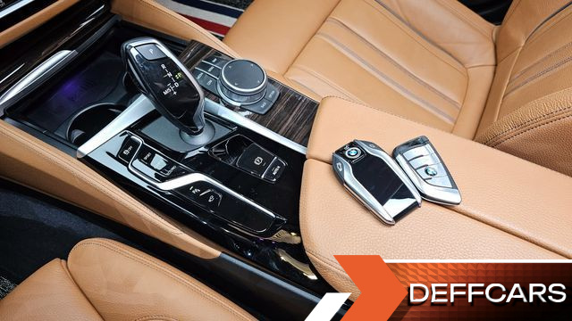 BMW 5-SERIES 520i Luxury купить на сайте DeffCars