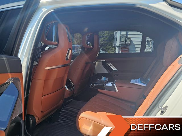 BMW 7-SERIES 740d xDrive M Sport купить на сайте DeffCars