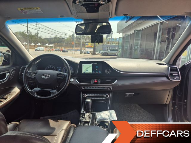 Hyundai GRANDEUR 2.4 Premium Special купить на сайте DeffCars