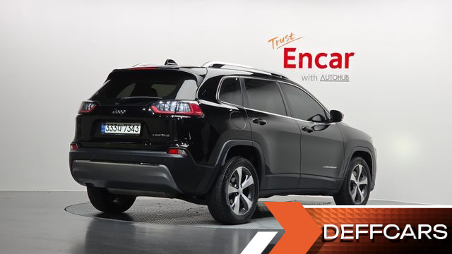Jeep CHEROKEE 2.4 Limited 2WD купить на сайте DeffCars