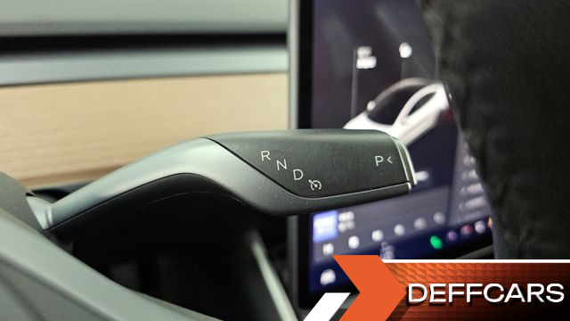 Tesla MODEL 3 Standard Range Plue RWD купить на сайте DeffCars