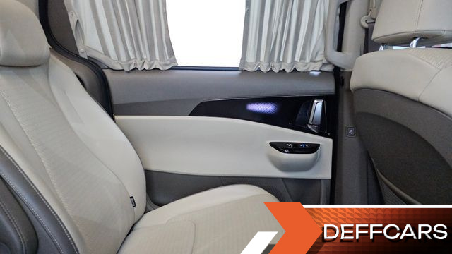 Kia CARNIVAL Gasoline 9-Seater Hi-Limousine Signature купить на сайте DeffCars