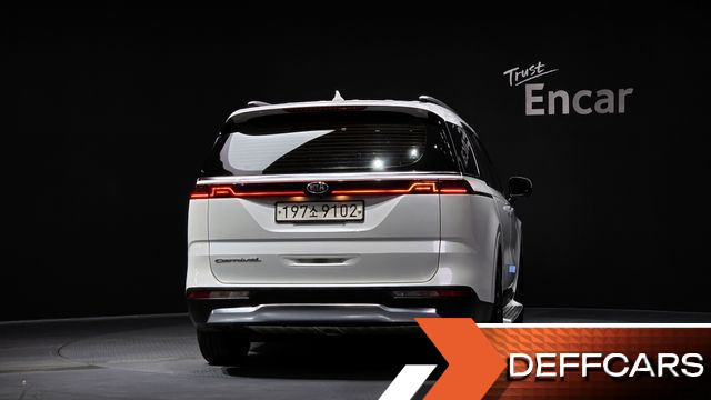 Kia CARNIVAL Gasoline 9-Seater Signature купить на сайте DeffCars