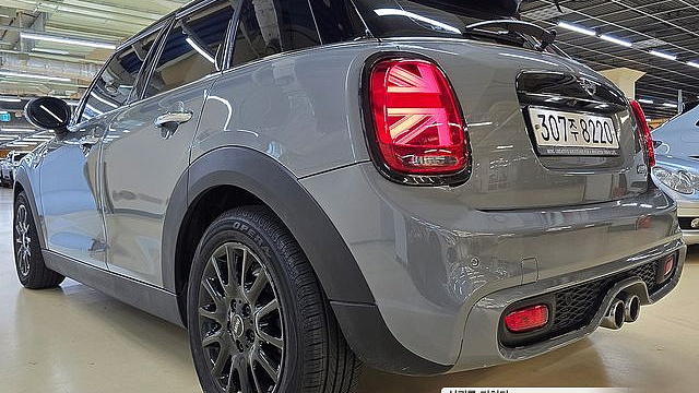 Mini COOPER 5Door Standard 3rd купить на сайте DeffCars