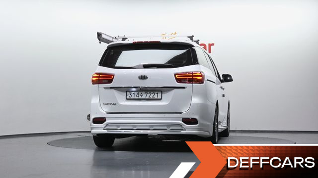 Kia CARNIVAL Gasoline 9-Seater Noblesse Special купить на сайте DeffCars