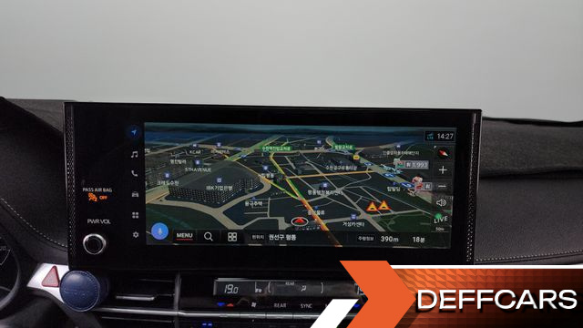 Toyota SIENNA 2.5 Hybrid 2WD купить на сайте DeffCars