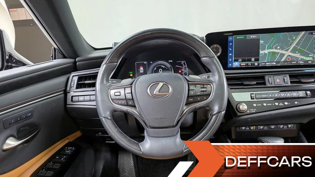 Lexus ES Luxury Plus купить на сайте DeffCars
