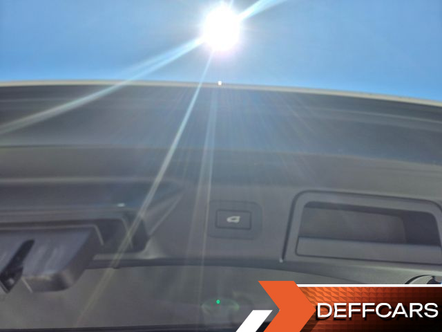 Land Rover RANGE ROVER VELAR 3.0 P400 Dynamic HSE купить на сайте DeffCars