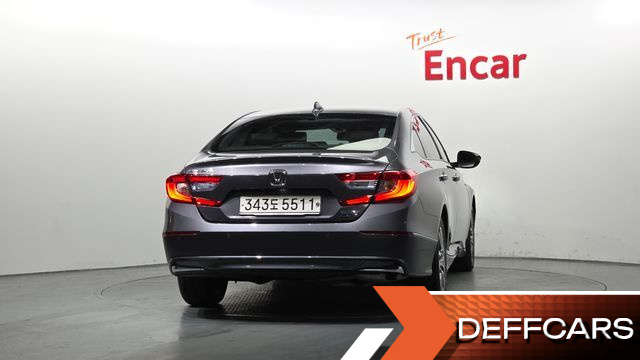 Honda ACCORD 2.0 Hybrid Touring купить на сайте DeffCars