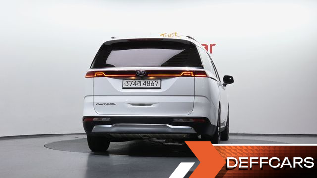 Kia CARNIVAL 9-Seater Noblesse купить на сайте DeffCars
