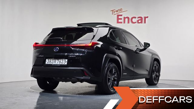 Lexus UX 2.0 2WD купить на сайте DeffCars