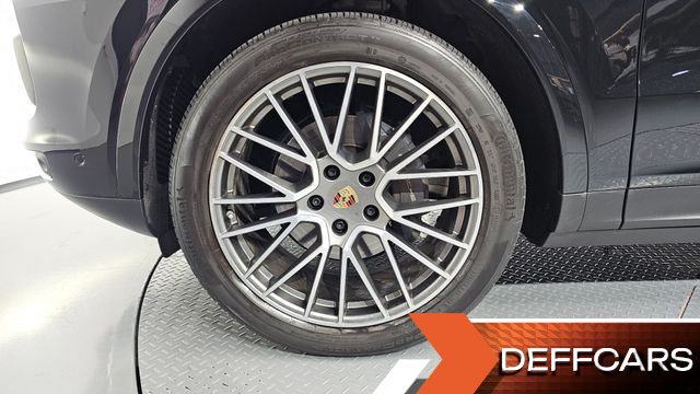 Porsche CAYENNE 3.0 PLATINUM EDITION купить на сайте DeffCars