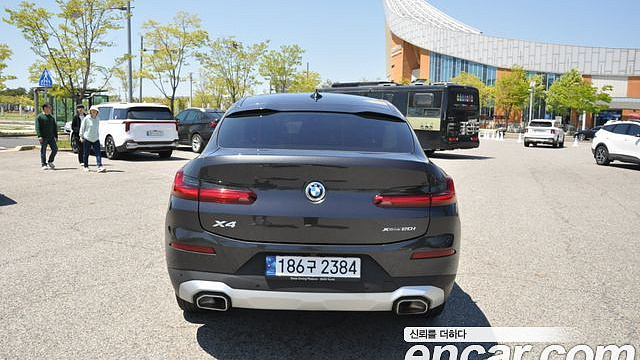 BMW X4 xDrive20i xLine купить на сайте DeffCars