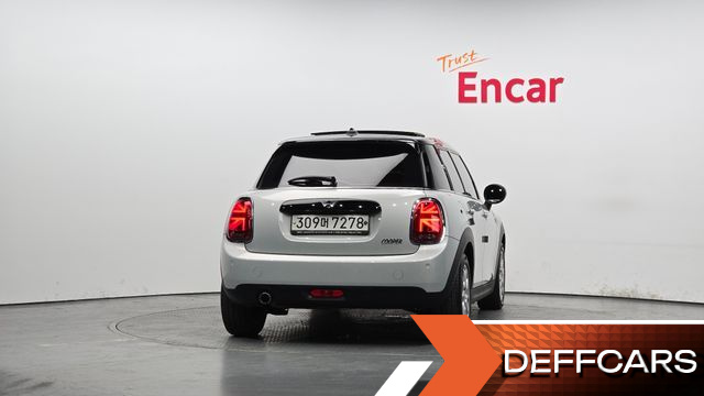 Mini COOPER 5Door HIGH 3rd купить на сайте DeffCars