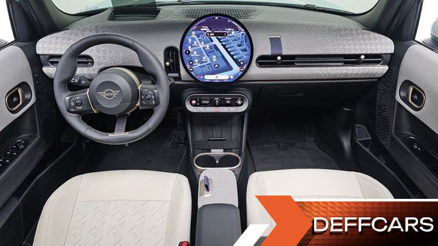 Mini COOPER 5 Door Favoured купить на сайте DeffCars