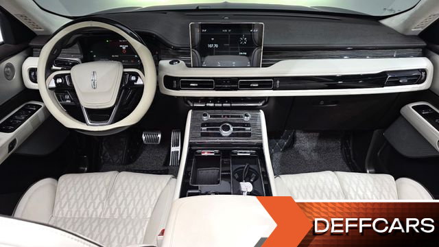 Lincoln AVIATOR 3.0 Black Label AWD купить на сайте DeffCars