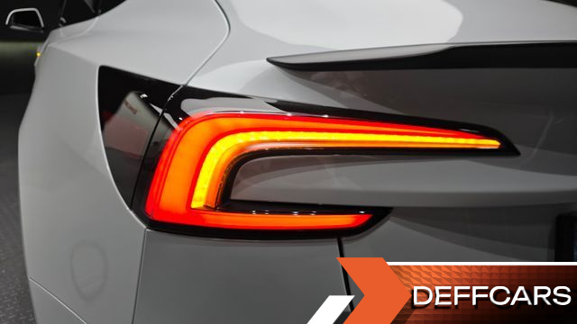 Tesla MODEL 3 Performance AWD купить на сайте DeffCars