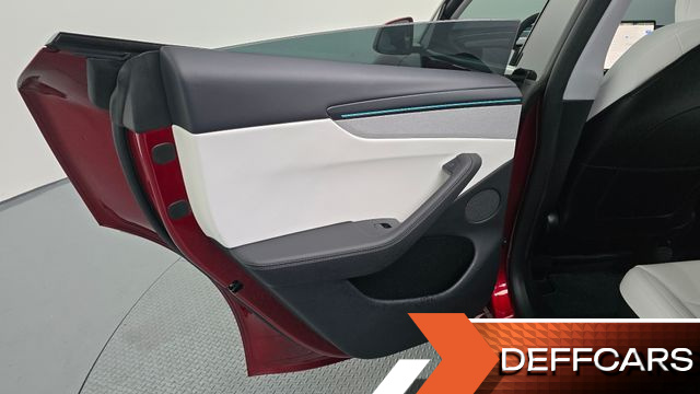 Tesla MODEL Y Long Range AWD купить на сайте DeffCars