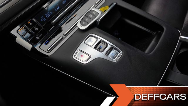 Hyundai GRANDEUR Premium Choice купить на сайте DeffCars