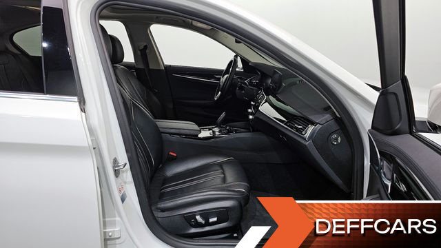 BMW 5-SERIES 520i Luxury купить на сайте DeffCars