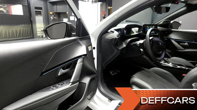 Peugeot 208 GT Line купить на сайте DeffCars