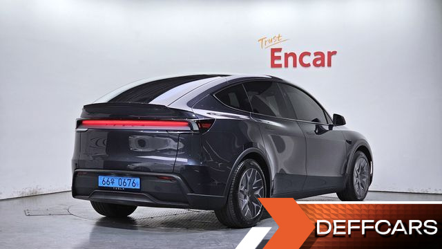 Tesla MODEL Y L Long Range AWD купить на сайте DeffCars