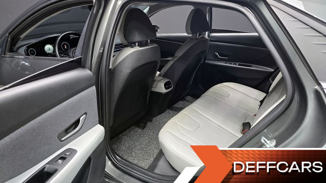 Hyundai AVANTE 1.6 Inspiration купить на сайте DeffCars