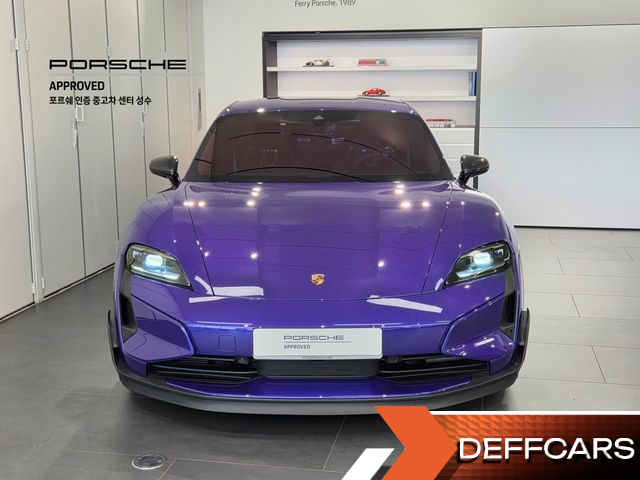 Porsche TAYCAN Turbo GT Weissach pack купить на сайте DeffCars