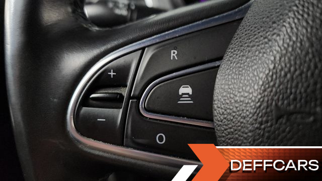 Renault-KoreaSamsung QM6 2.0 GDe PREMIERE 2WD купить на сайте DeffCars
