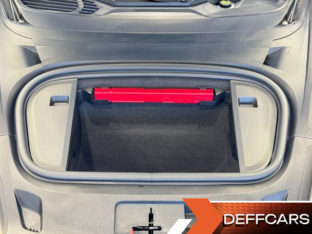 Porsche TAYCAN Turbo купить на сайте DeffCars